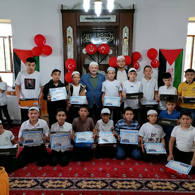 Aksaray İl Müftüsü Işıldar, Eskil ve Eşmekaya'da Camii Çocuk Buluşması ve Kur'an Kursu Kapanış Merasimlerine Katıldı