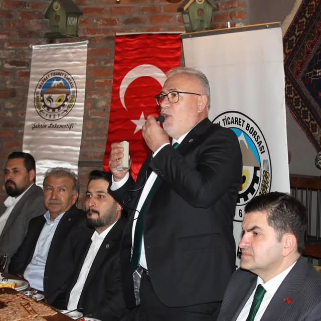 Aksaray'da İş İnsanları Ortaköy'de İftar Yemeğinde Buluştu