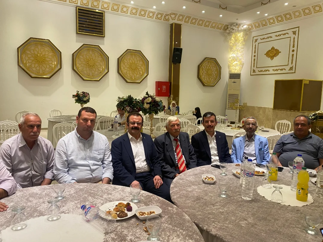 AK Parti Aksaray İl Başkanı Hamza Aktürk, Rana ve Ersin Çiftinin Düğün Törenine Katıldı