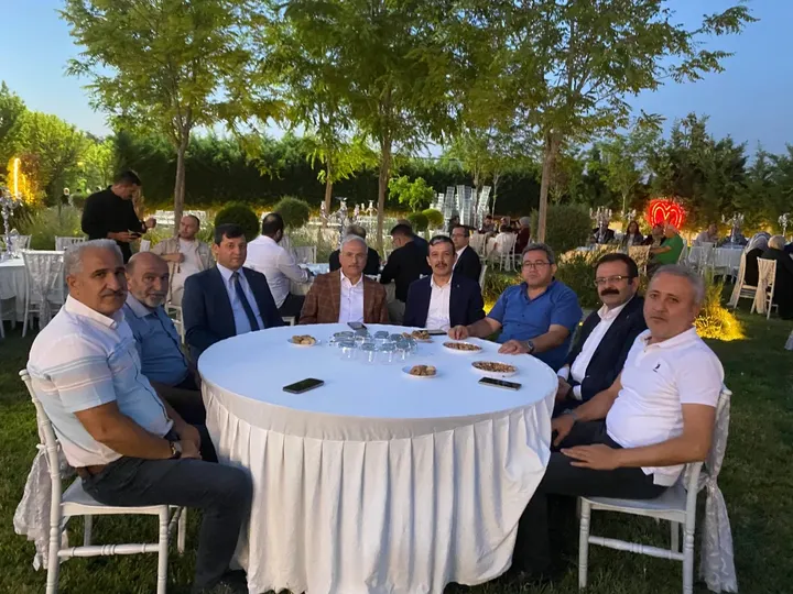 Aksaray AK Parti İl Başkanı Aktürk, Güven ve Ekecik Ailelerinin Düğün Törenine Katıldı