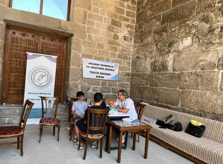 Aksaray'da Öğrencilere Tercih Danışmanlığı Hizmeti Başladı