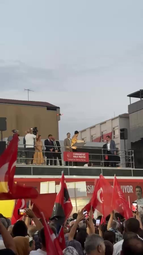 Özgür Özel, Aksaray'da Seçim Çalışmalarına Hız Veriyor