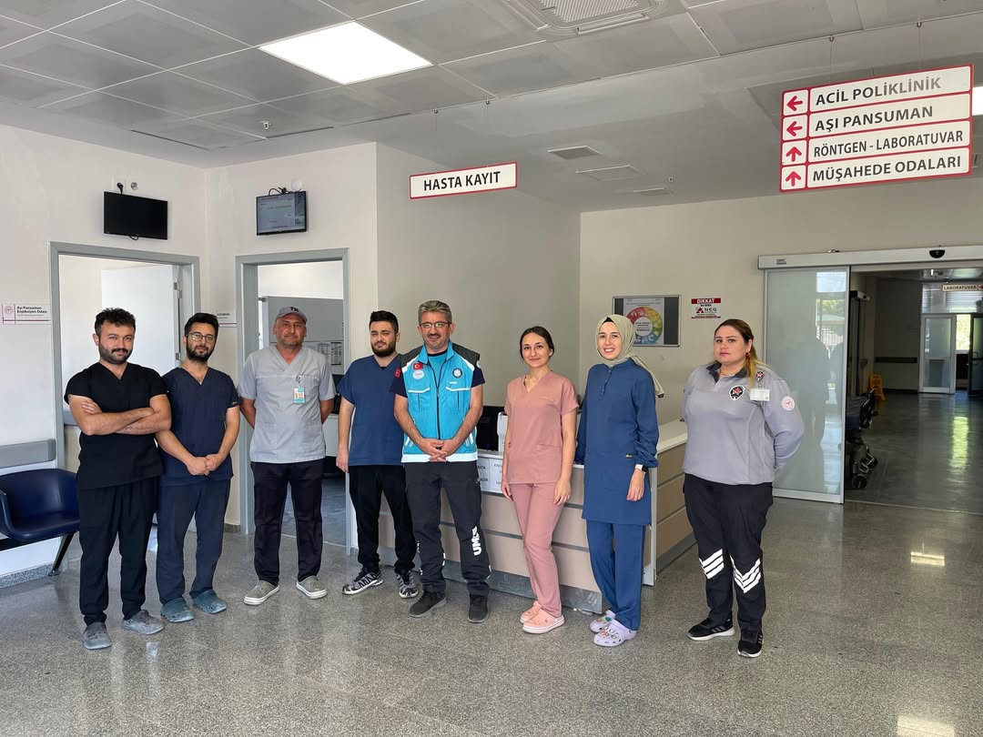 Aksaray'da Sağlık Tesislerine Ziyaret: Müdür Güleç Personeli Teşekkür Etti