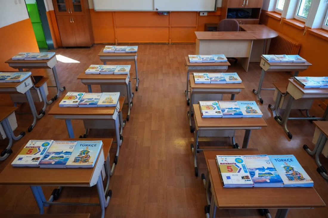 Aksaray'da 1.8 Milyon Ders Kitabı Öğrencileri Karşıladı