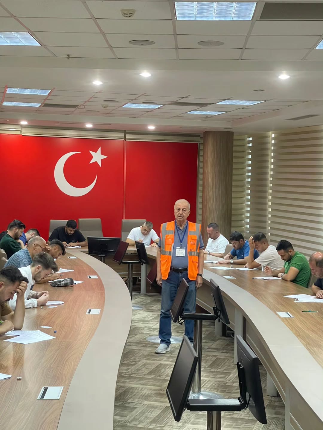 Aksaray'da Motorlu Kara Taşıtları Sınavı Düzenlendi