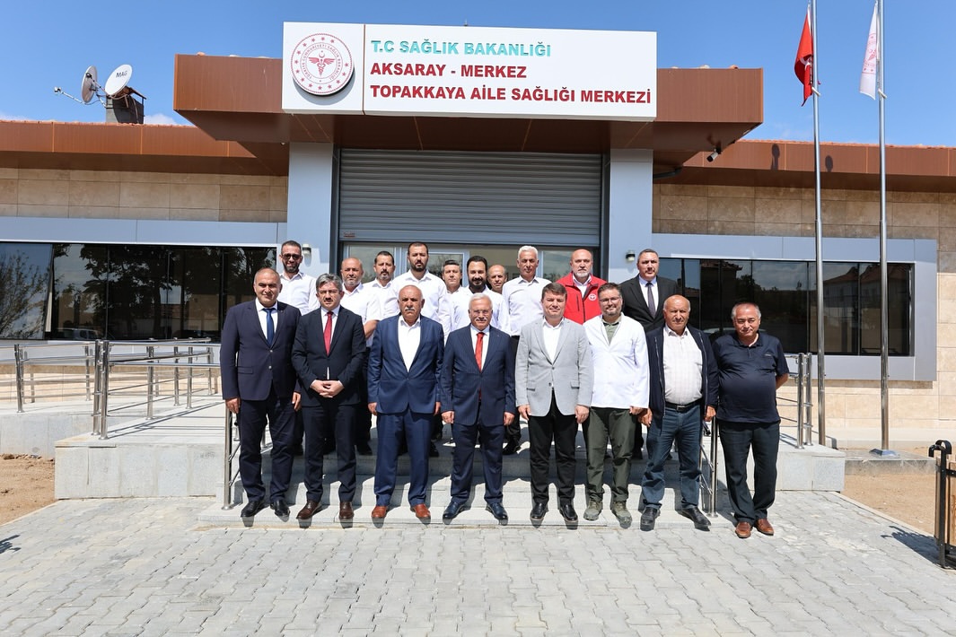 Aksaray Valisi Kumbuzoğlu, Topakkaya Aile Sağlığı Merkezi'ni Ziyaret Etti