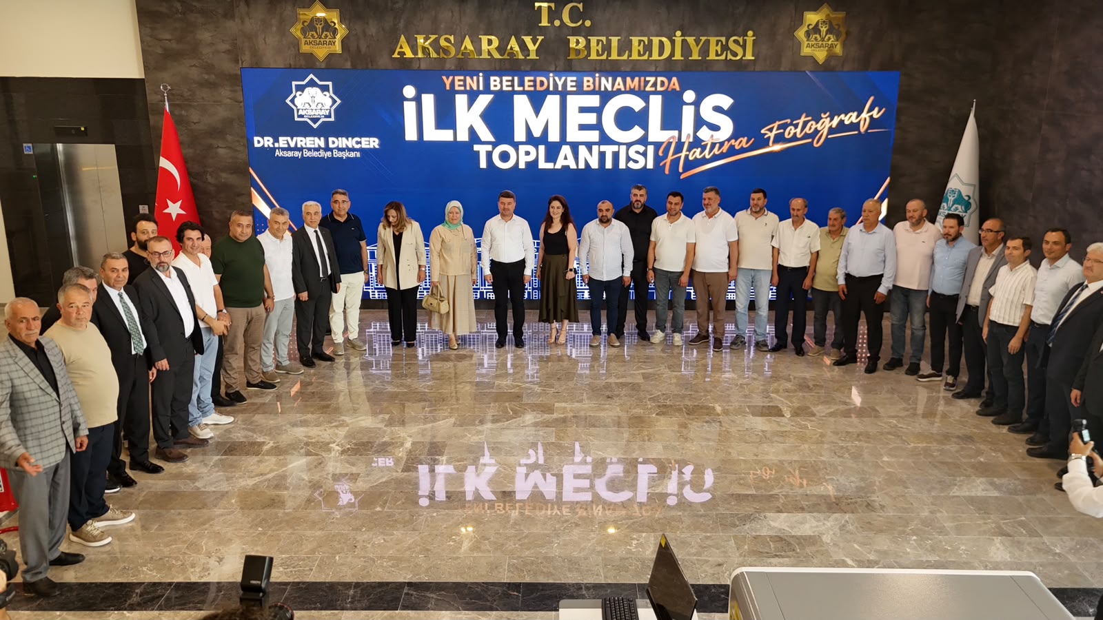 YENİ BELEDİYE HİZMET BİNASINDA İLK BELEDİYE MECLİSİ TOPLANTISI GERÇEKLEŞTİRİLDİ