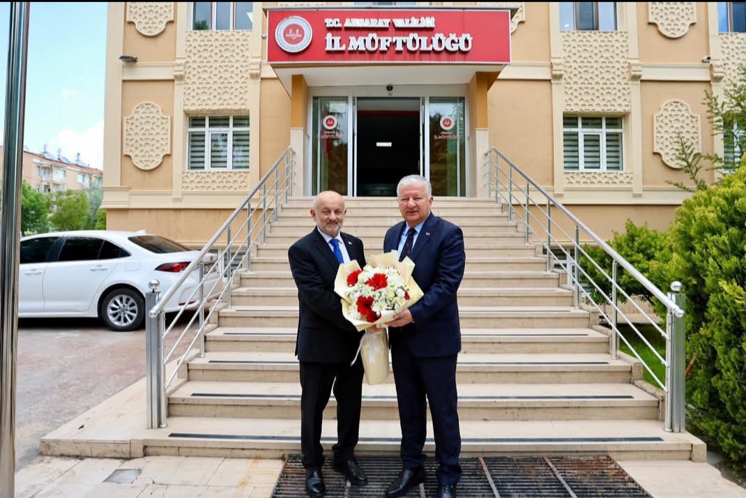 Aksaray Valisi Murat Duru İl Müftülüğünü ziyaret etti.