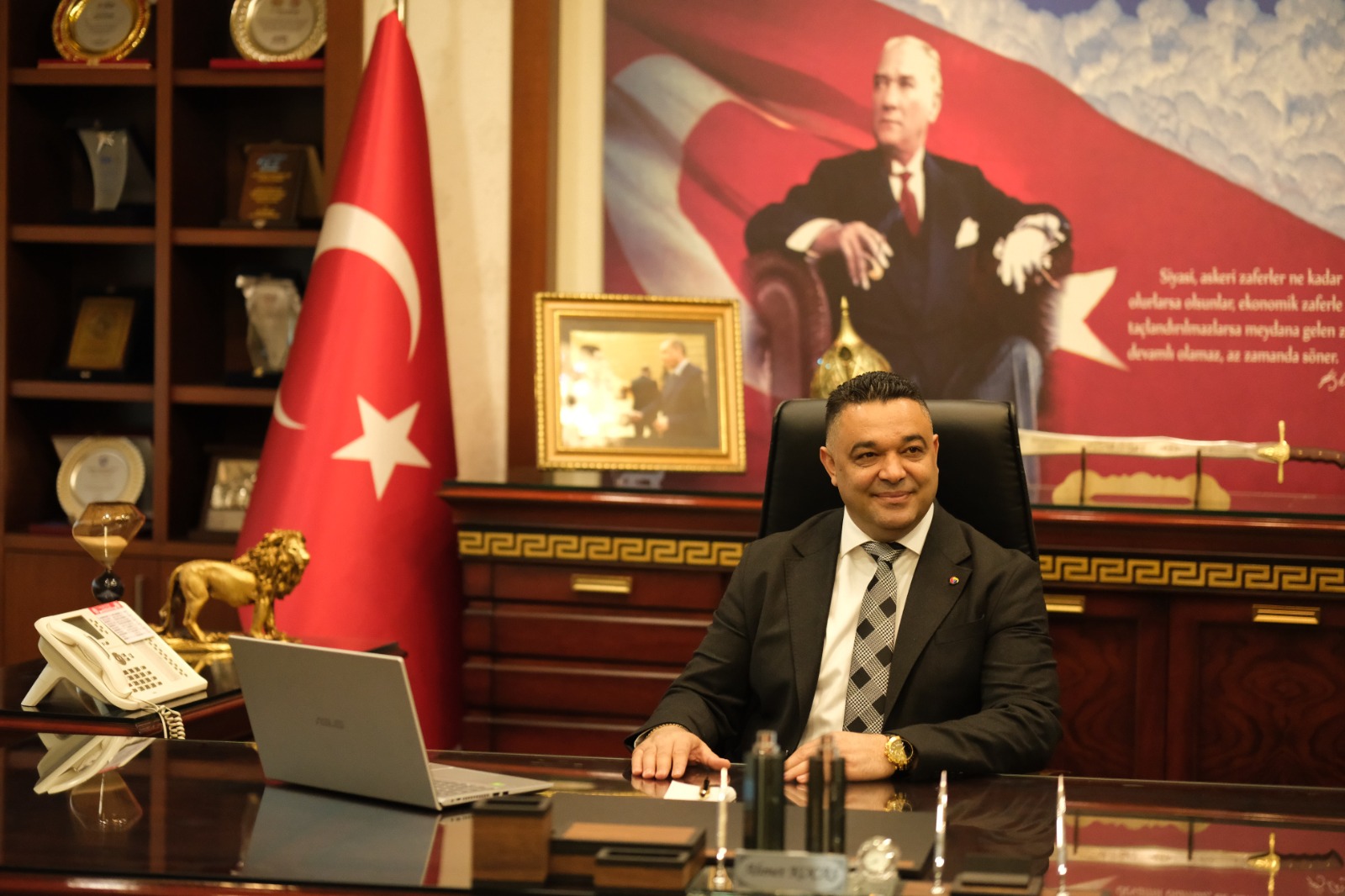 ATSO BAŞKANI AHMET KOÇAŞ’TAN YENİ OVP DEĞERLENDİRMESİ: “ÜRETİM GÜÇLENMELİ, FİNANSMANA ERİŞİM KOLAYLAŞMALI”