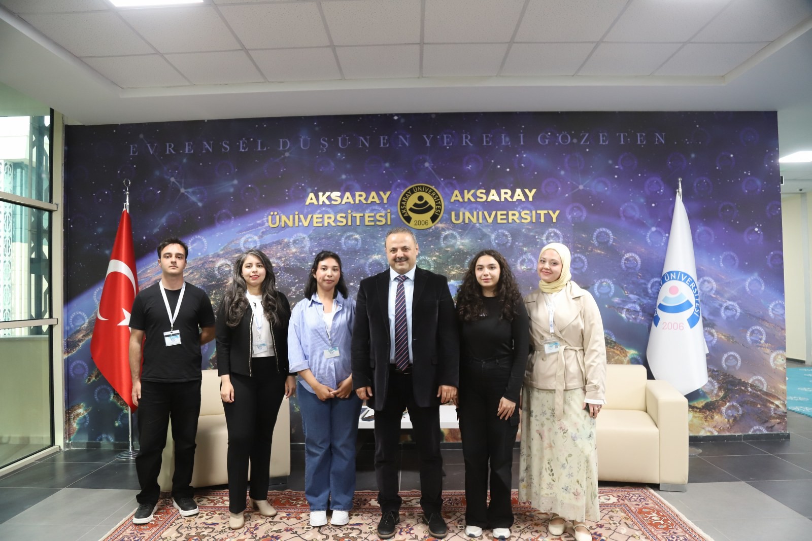Rektör Arıbaş, öğrencilerin  talep ve önerilerini dinledi