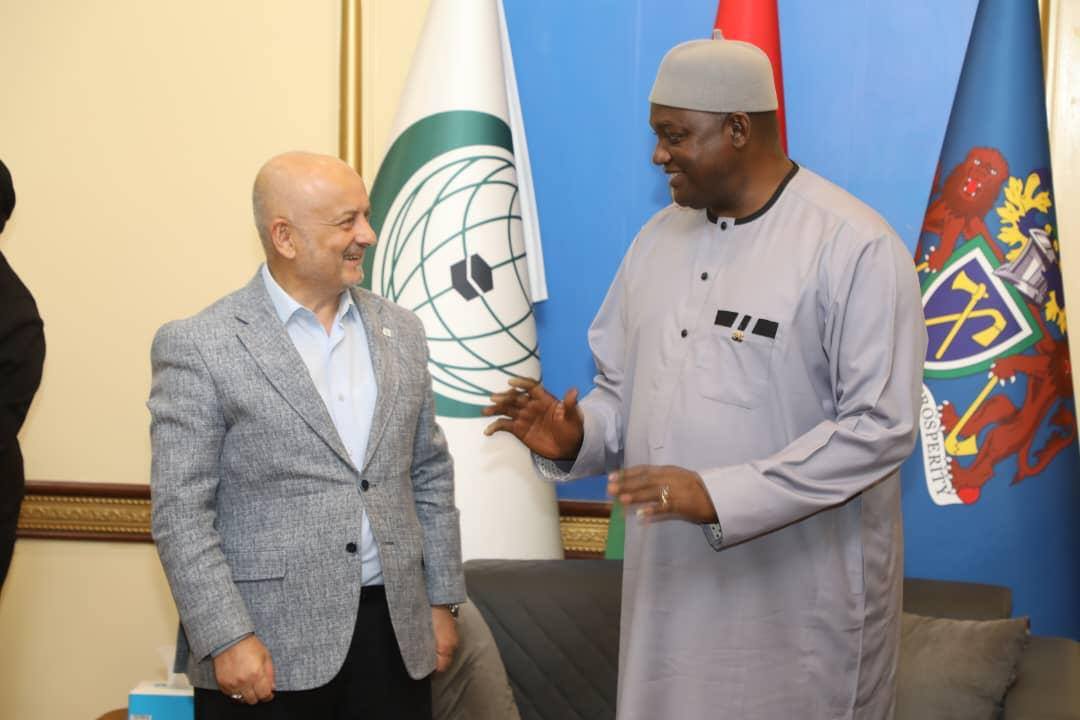 AKSARAY İL MÜFTÜSÜ  VE HEYETİ, GAMBİYA CUMHURBAŞKANI ADAMA BARROW TARAFINDAN KABUL EDİLDİ