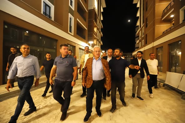 VALİ KUMBUZOĞLU VE BAŞKAN DİNÇER KENTSEL DÖNÜŞÜM PROJE ALANINI ZİYARET ETTİ