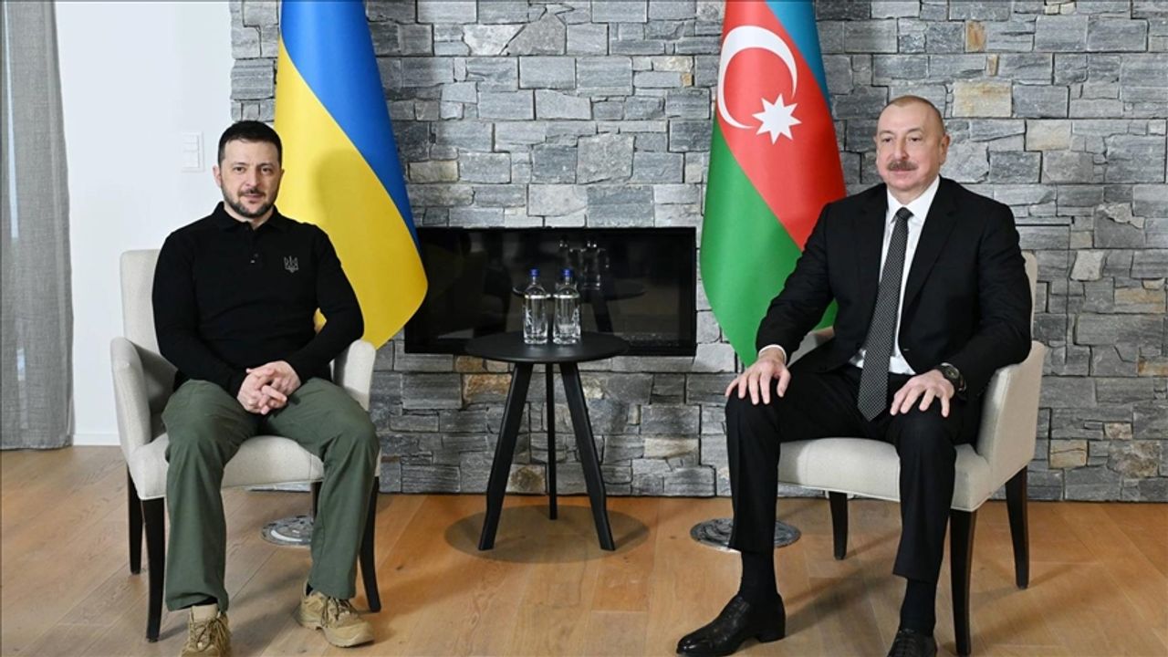 *Aliyev ve Zelenski Kopenhag’da Bir Araya Geldi*