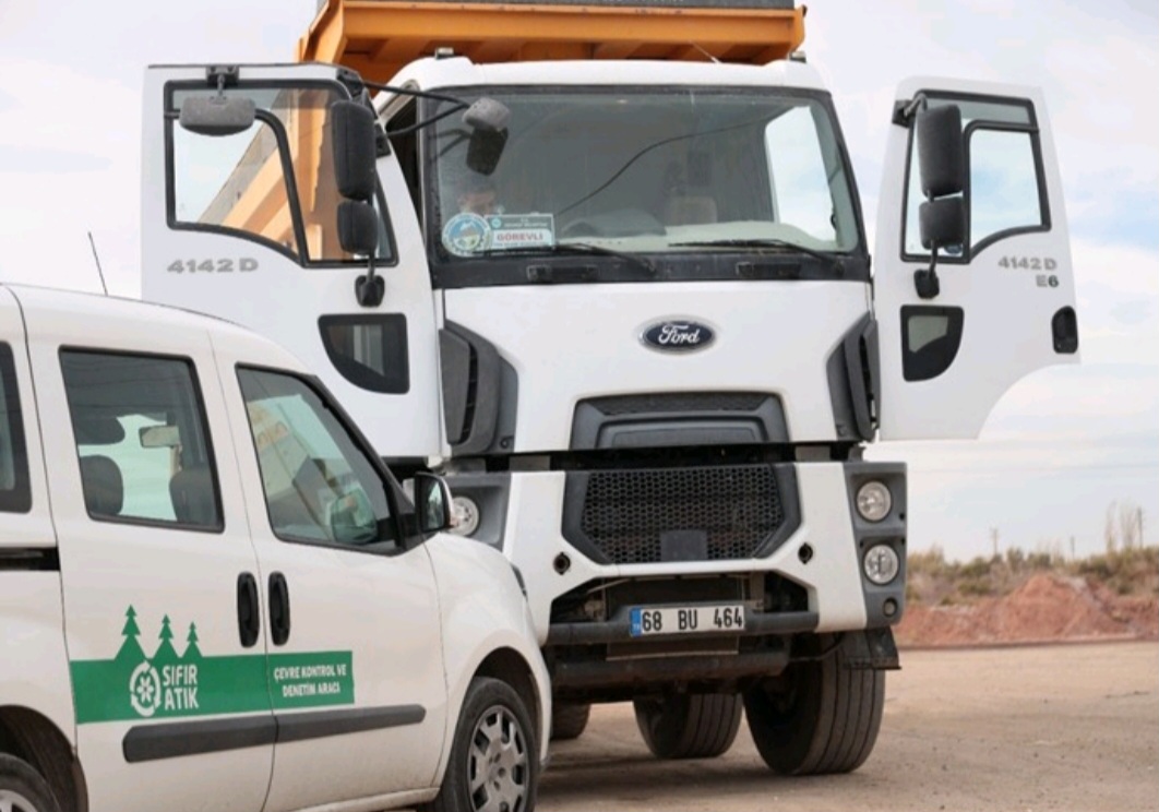 AKSARAY BELEDİYESİ MOLOZ ATIKLARINA KARŞI UYARILARINI YİNELEDİ