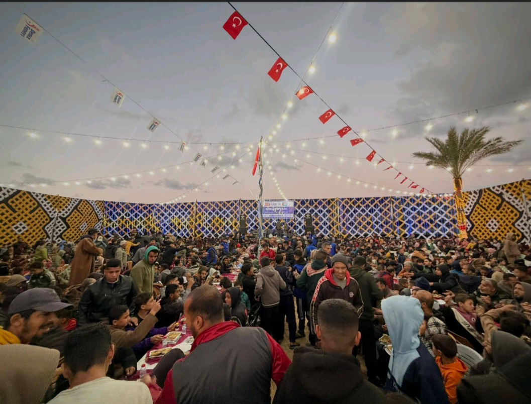 AKSARAY BELEDİYESİ GAZZE’DE RAMAZAN BOYUNCA HER GÜN BİN KİŞİLİK İFTAR SOFRASI KURUYOR