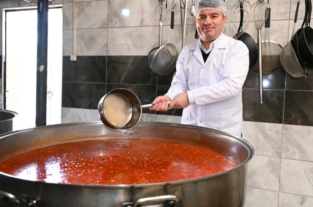 AKSARAY’DA RAMAZAN’IN BEREKETİ İFTAR SOFRALARINDA BÜYÜYOR