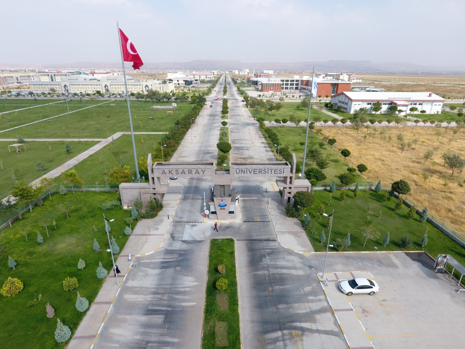 ASÜ’den 13 akademisyen dünyanın en etkili bilim insanları arasına girdi