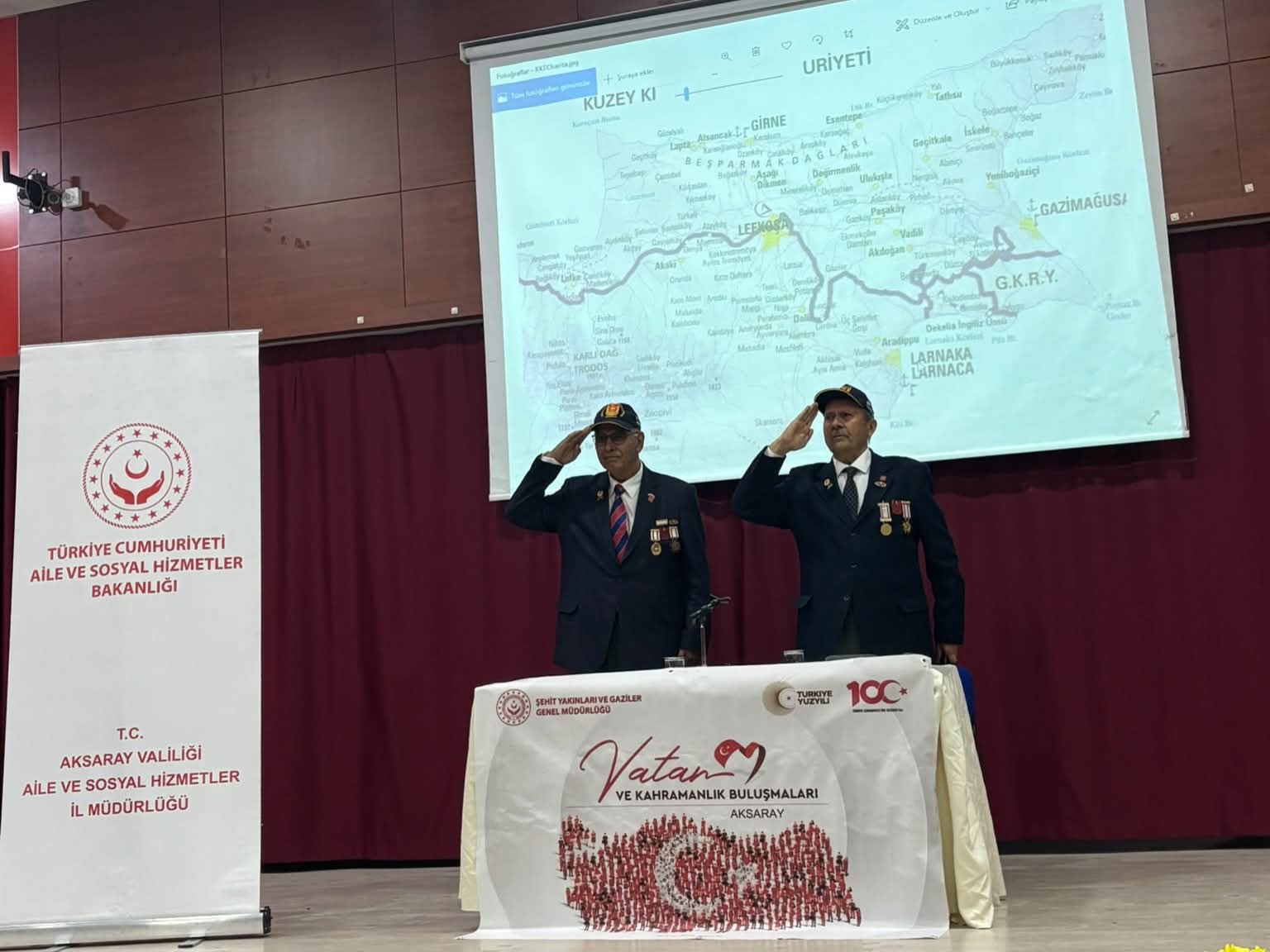 Cumhuriyet Bayramı Öncesi Gaziler Öğrencilerle Buluştu