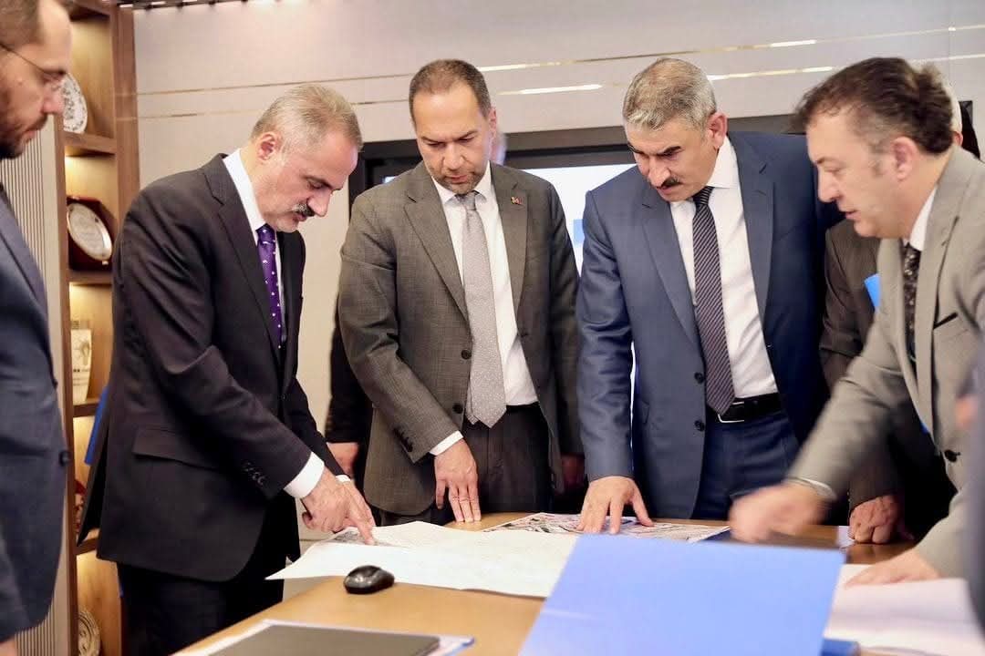 Niğde Yine Üvey Evlat mı? Hızlı Tren ve Havalimanında Siyasetçiler Neden Sessiz?